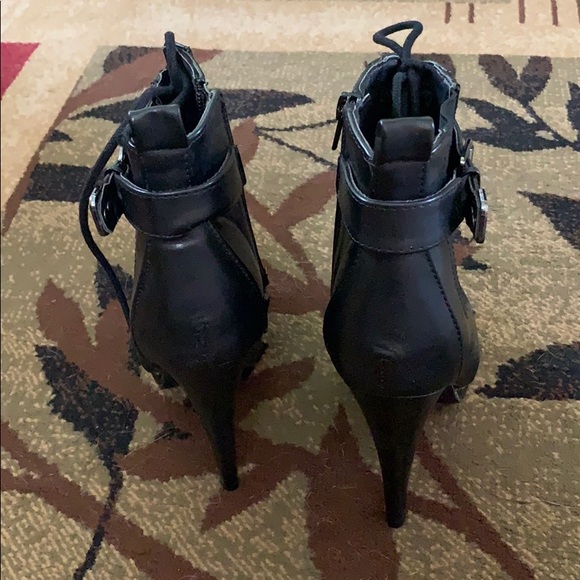 Guess High Heel Boots - Picture 2 of 5